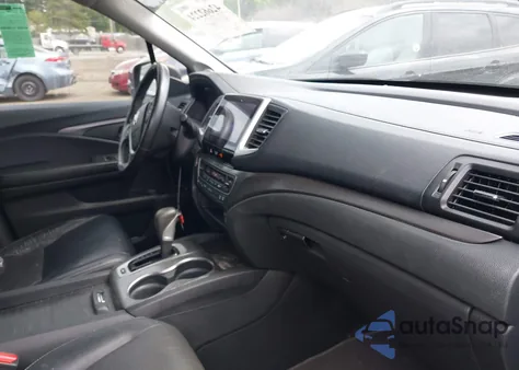 2017 Honda Ridgeline Rtl-T z USA, uszkodzony, nr VIN 5FPYK2F61HB003546